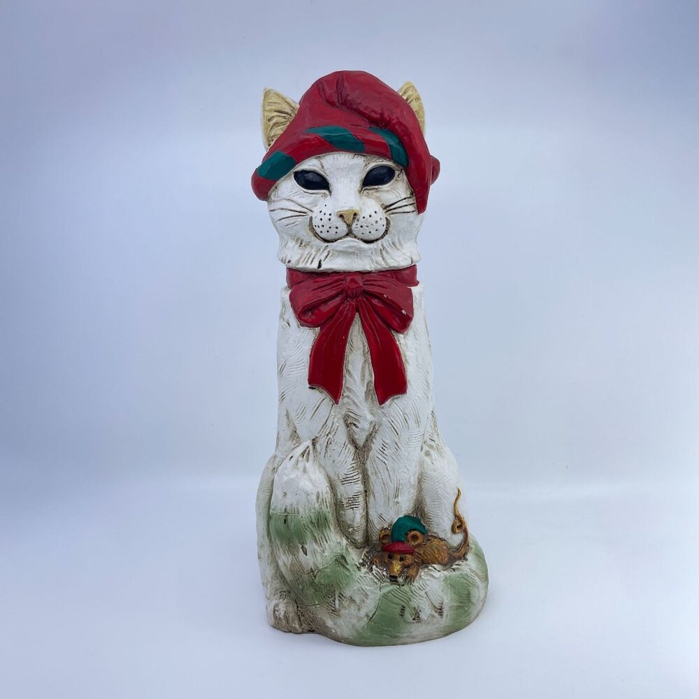 snow kitty with mouse figurine by terre a  stein for stone bunny hand painted